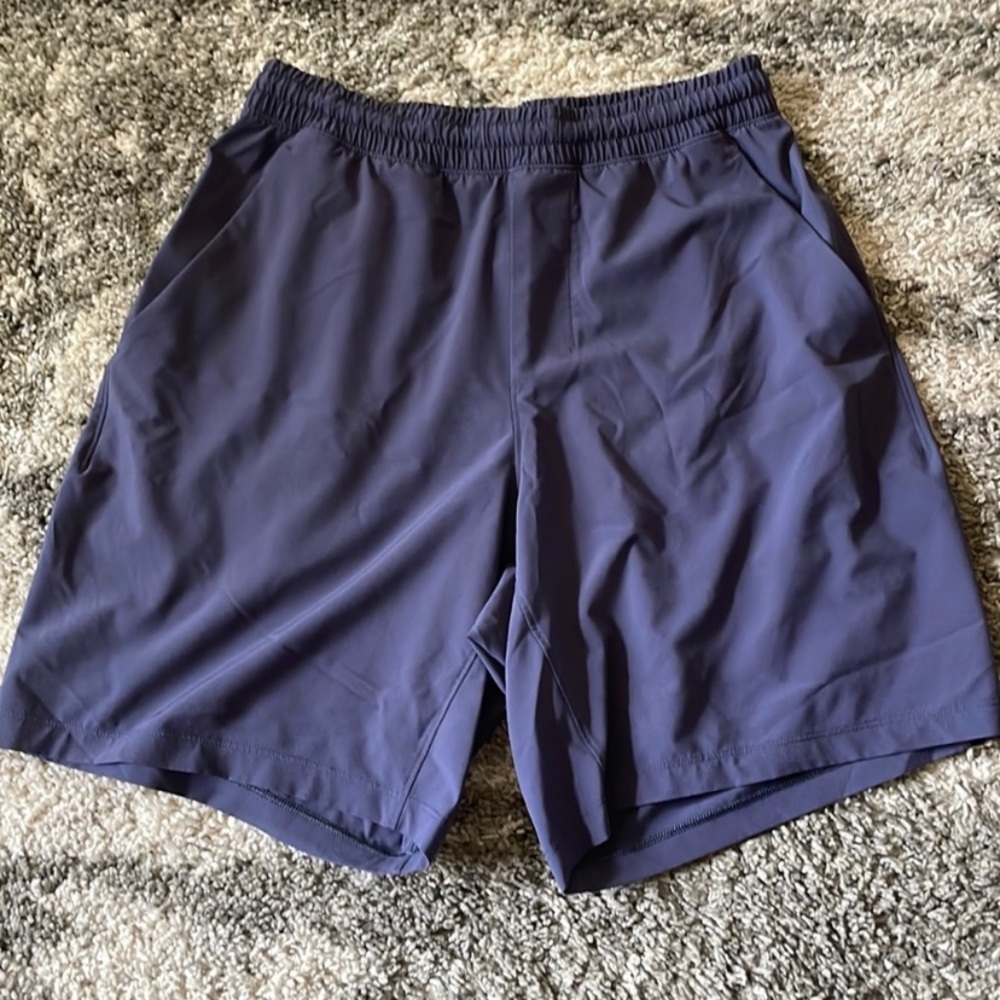 Lululemon 7” Pace breaker shorts. New w/o tags. Size small.